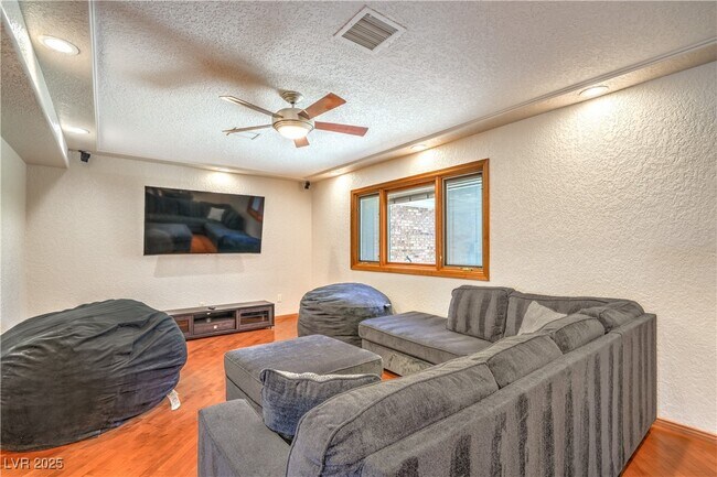 Building Photo - 3480 W Mesa Verde Ln