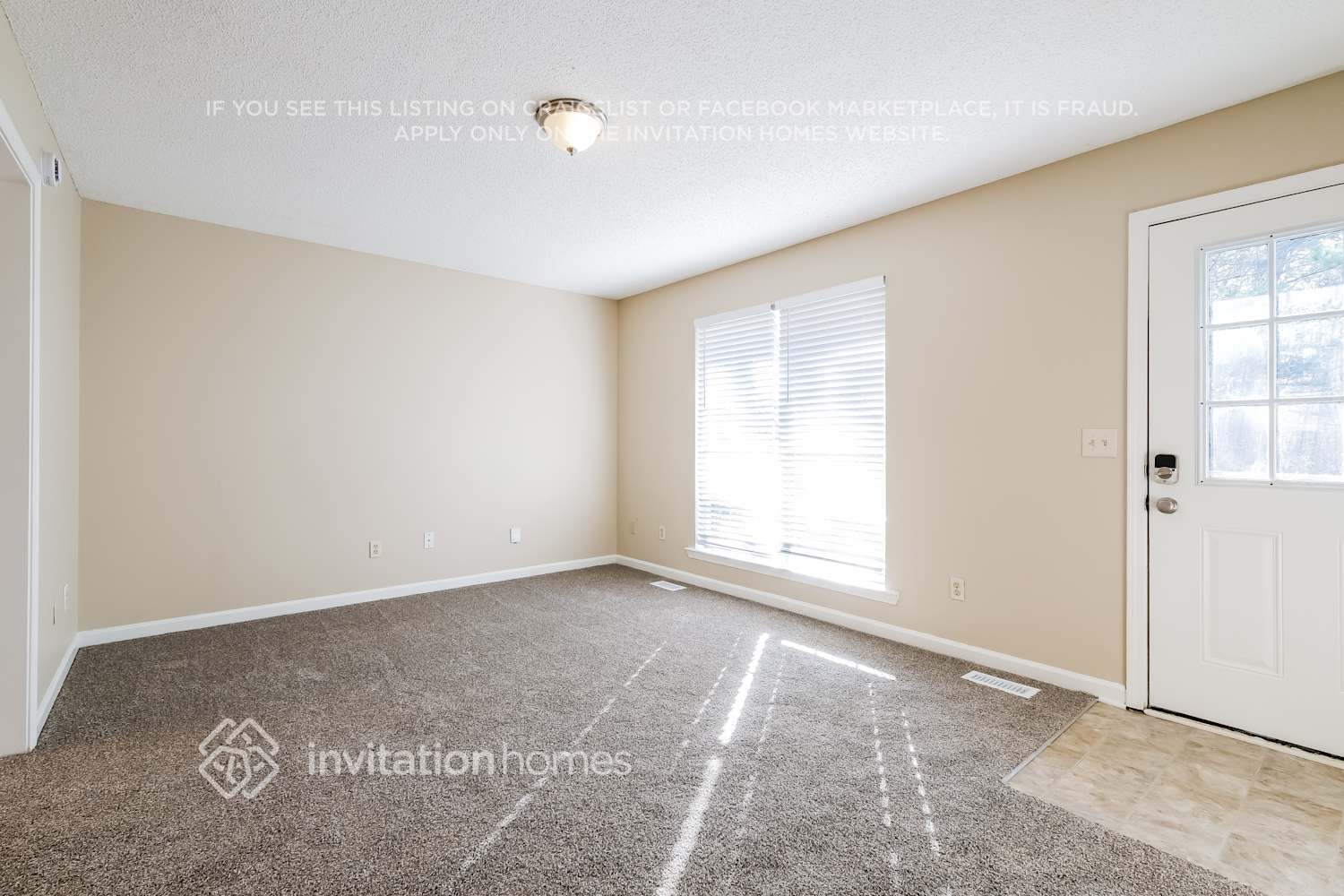 Building Photo - 6317 Mitchell Creek Dr