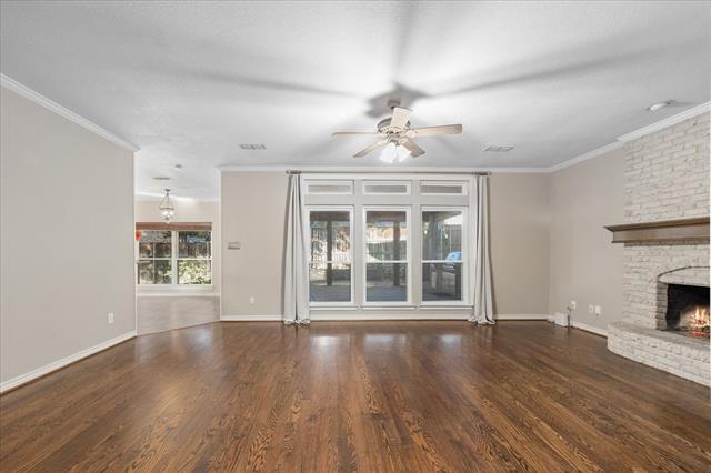 Building Photo - 7924 Vista Ridge Dr N