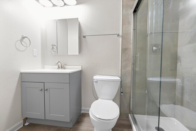 Building Photo - 5175 Threshing Ct