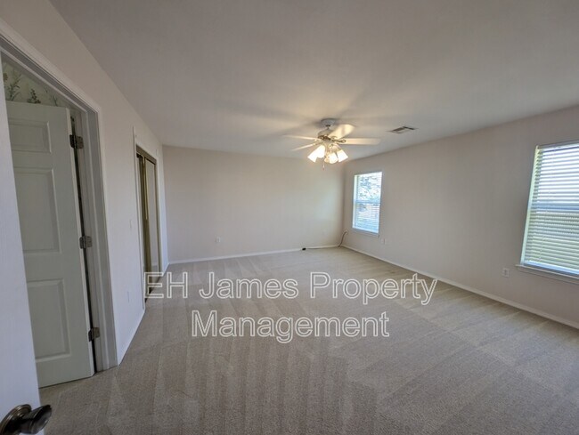 Building Photo - 6947 E 46th Pl