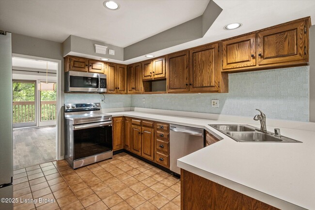 Primary Photo - 15 Harrods Landing Dr