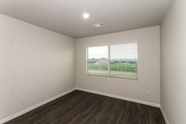 Building Photo - 12617 Rio Lindo St