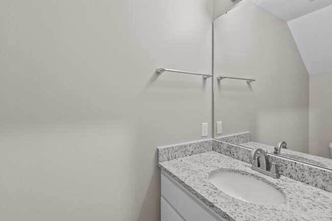 Building Photo - 1265 Cross Creek Cir