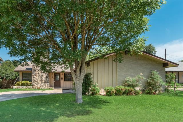 Building Photo - 908 Prestwick Ln