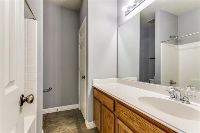 Building Photo - 4709 Brighton Dr