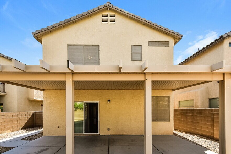 Building Photo - 3577 Chelsea Grove St