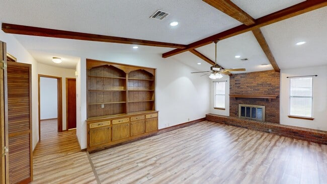 Building Photo - 680 E 133rd Pl