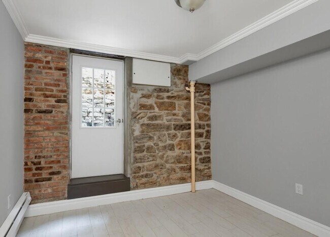 Building Photo - 60 Avenue B