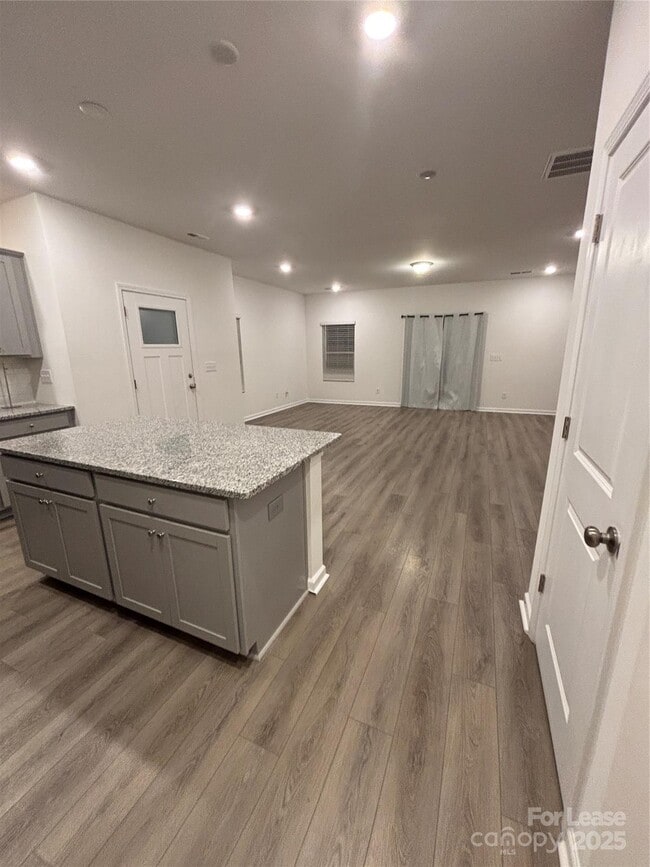 Building Photo - 5034 Falstone Dr