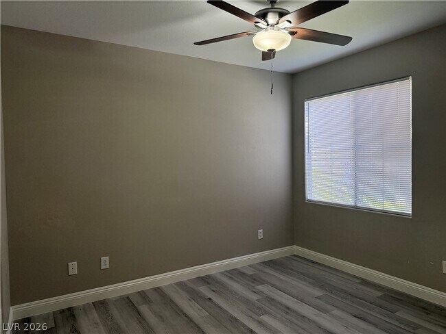 Building Photo - 9050 W Warm Springs Rd