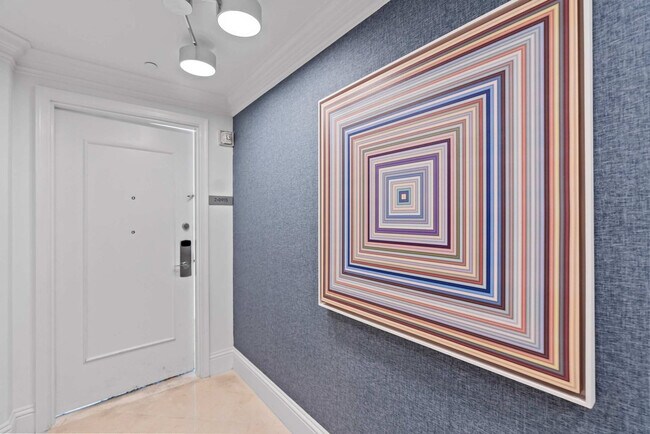 Building Photo - 4441 Collins Ave