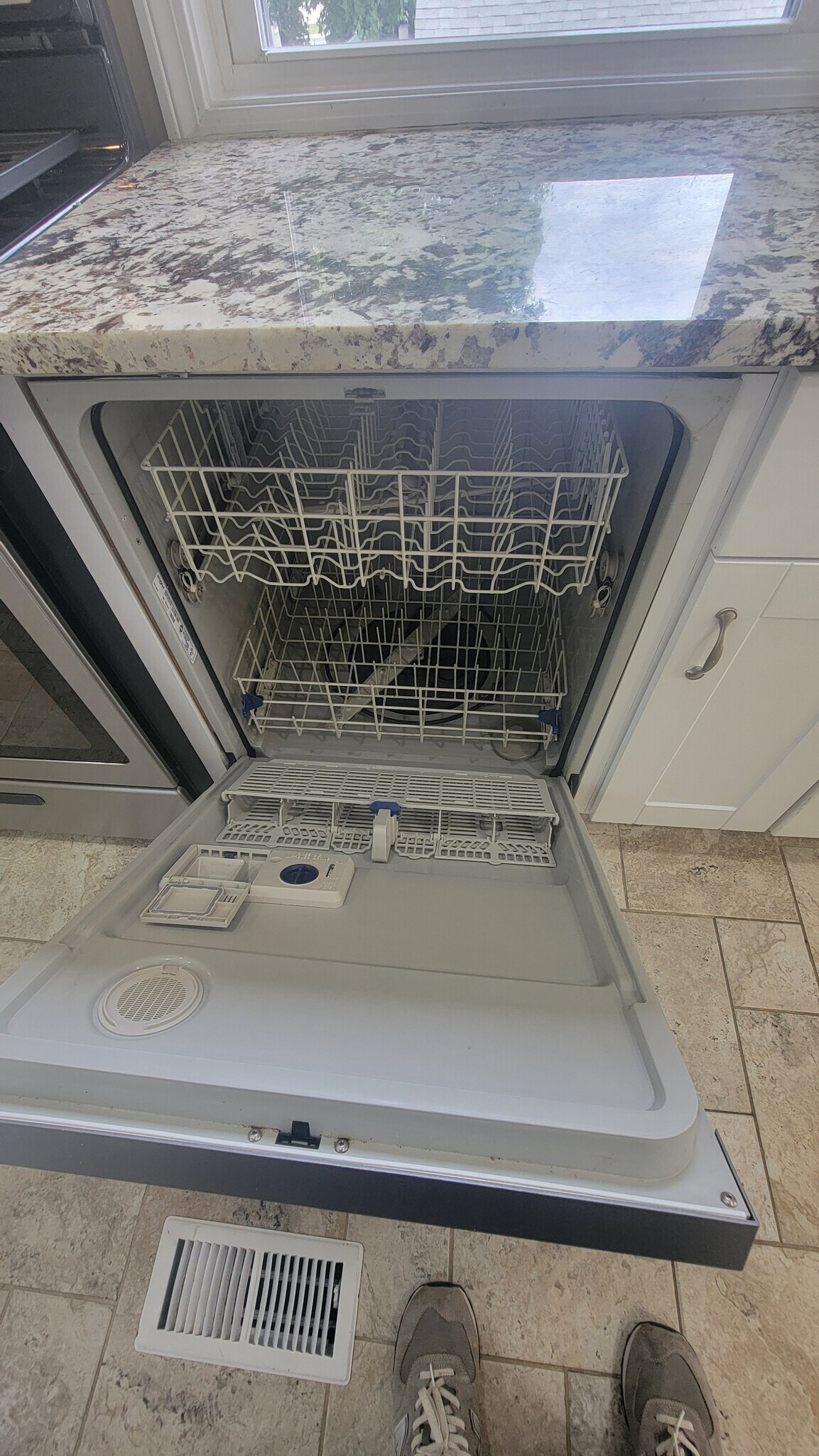 Building Photo - 54 Bolton St