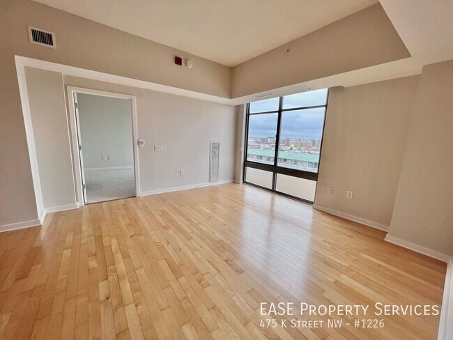 Building Photo - 475 K St NW