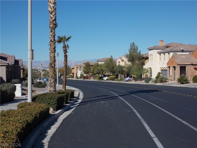 Building Photo - 1208 Olivia Pkwy