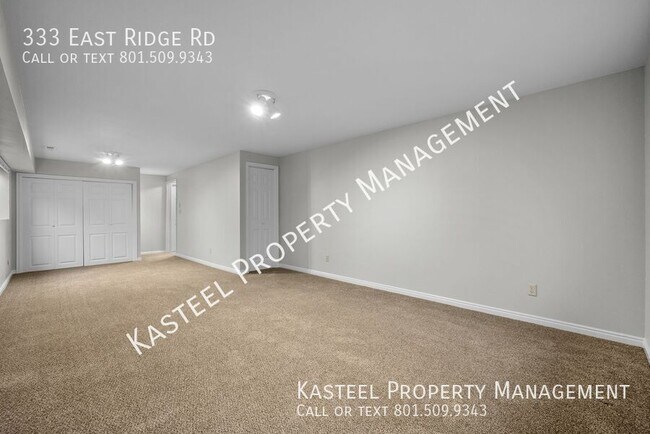 Building Photo - 333 E Ridge Rd