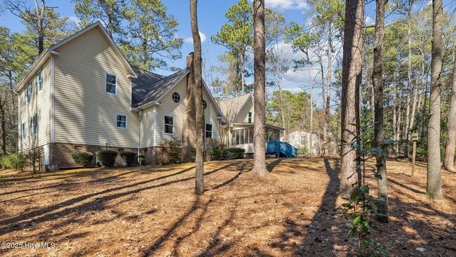 Building Photo - 265 S Bethesda Rd