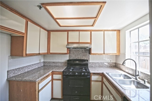 Building Photo - 1211 Huntington Dr