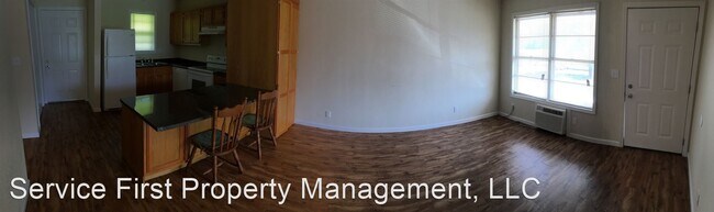 Building Photo - 214 W Austin St