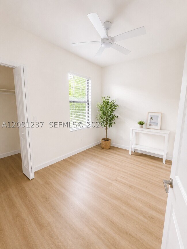 Building Photo - 103 Gramercy Square Dr