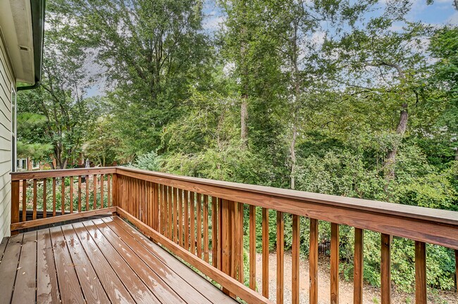 Building Photo - 5805 Barrowlands Ct