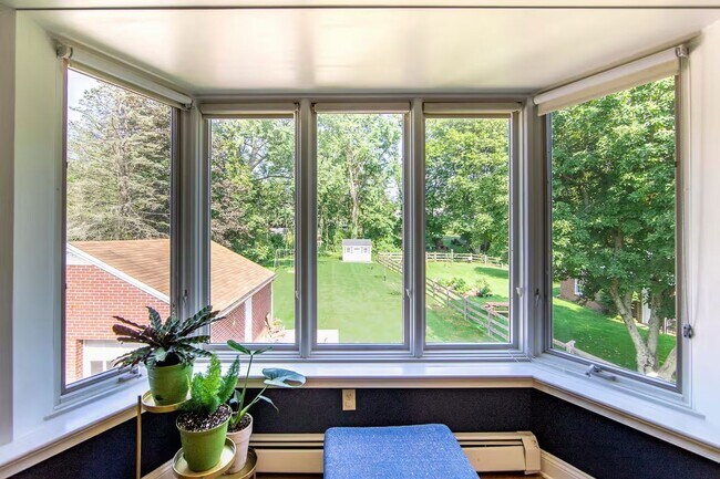 Building Photo - 149 Kready Ave