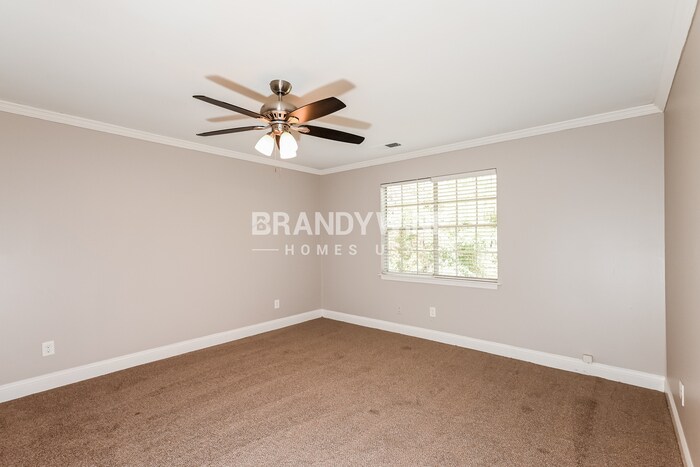 Building Photo - 883 Timbervale Ln