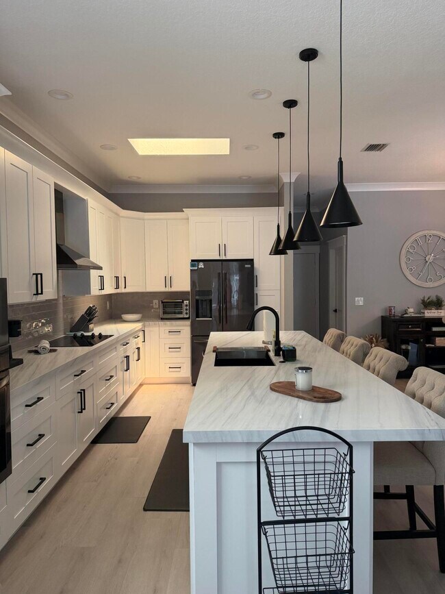 Building Photo - 3755 Spring Crest Ct