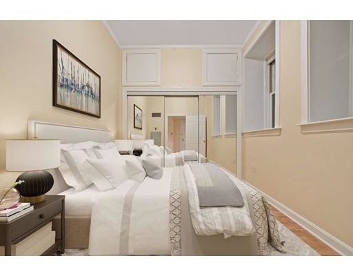 Building Photo - 416 Marlborough St