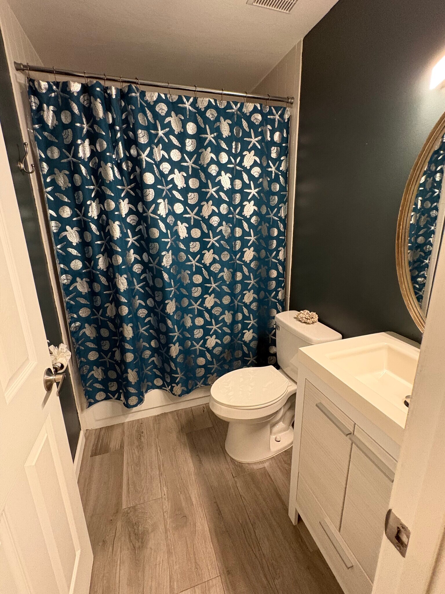 Building Photo - 6 Santiago Ct