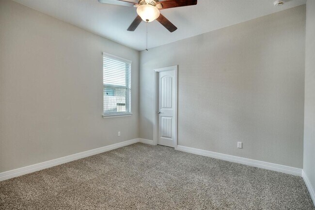 Building Photo - 108 Coral Bean Way