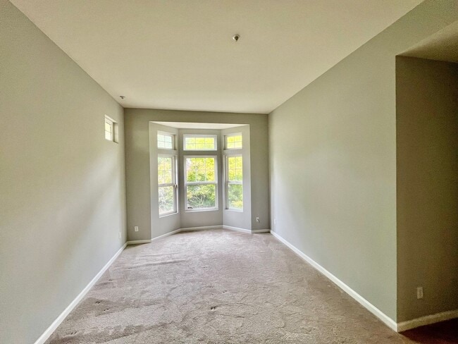 Building Photo - SPECTACULAR, ONE OF KIND BRISBANE 3 BED/2 ...