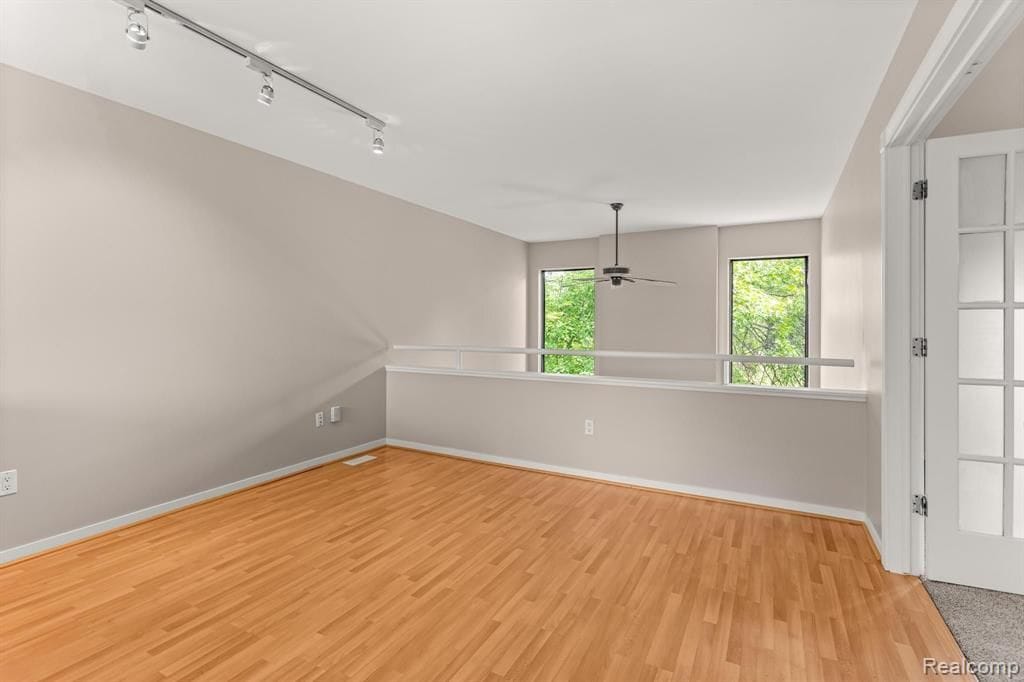 Building Photo - 644 Ashley Cir E