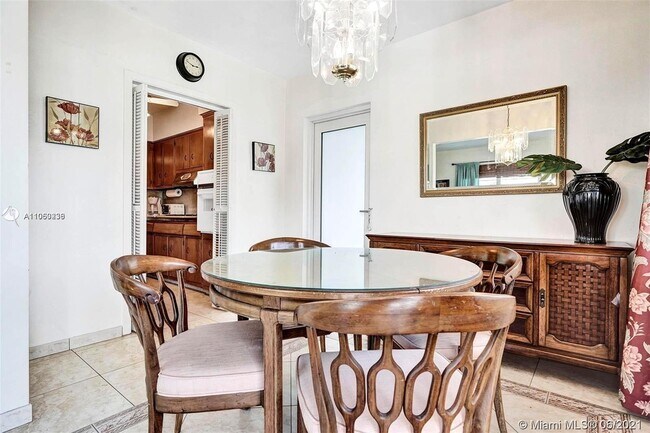 Building Photo - 600 Layne Blvd