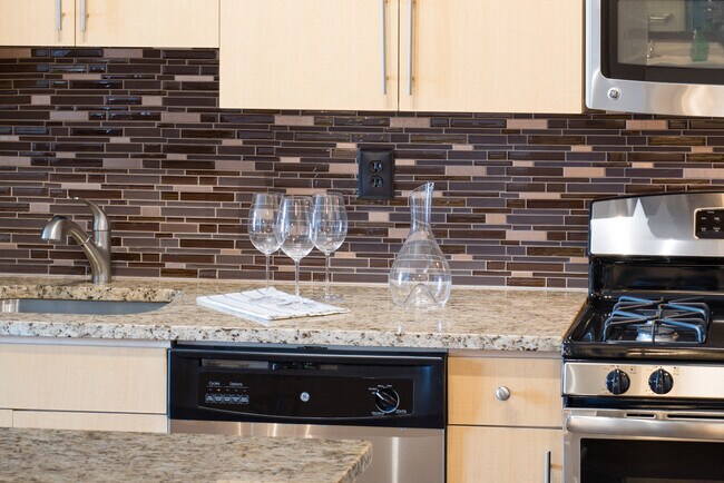 Building Photo - The Flats at Wheaton Station