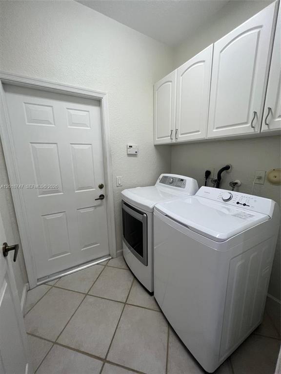 Building Photo - 2816 Kinsington Cir