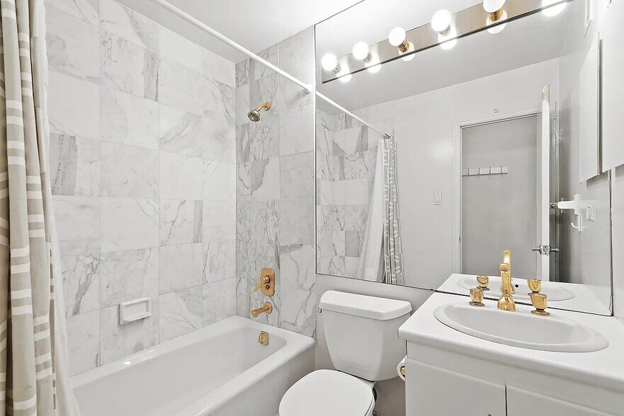 Building Photo - 222 E 14th St