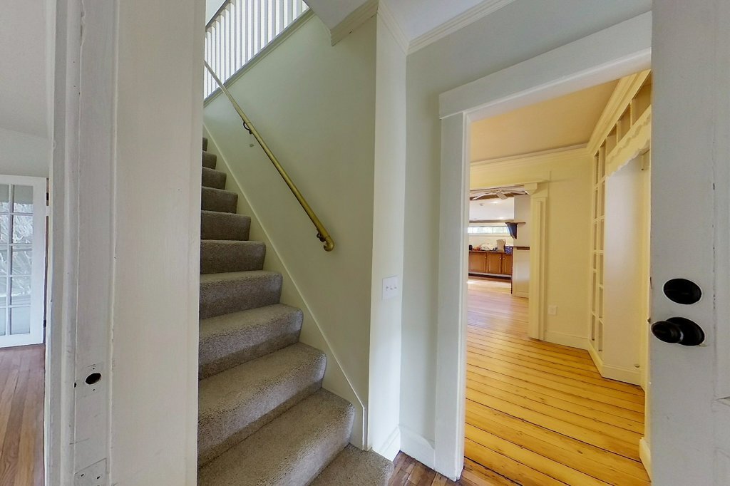 Building Photo - 711 Union St