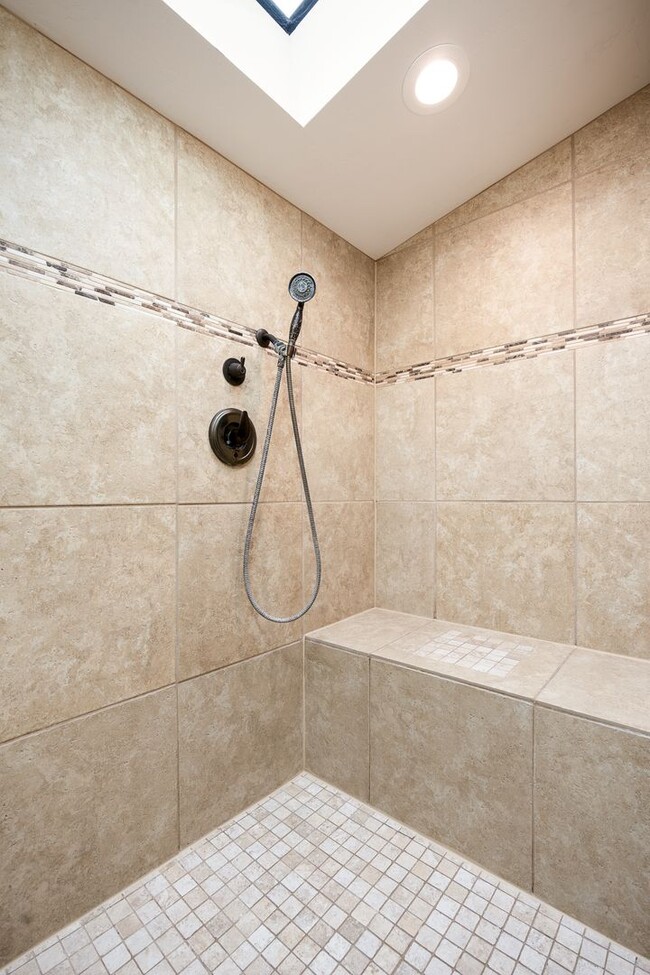 Building Photo - 9497 Montemar Dr