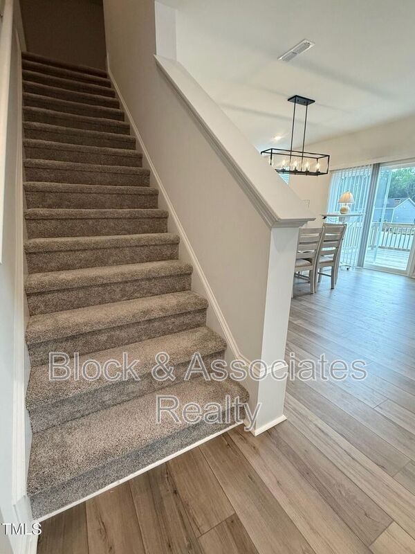 Building Photo - 177 Shadowdale Ln