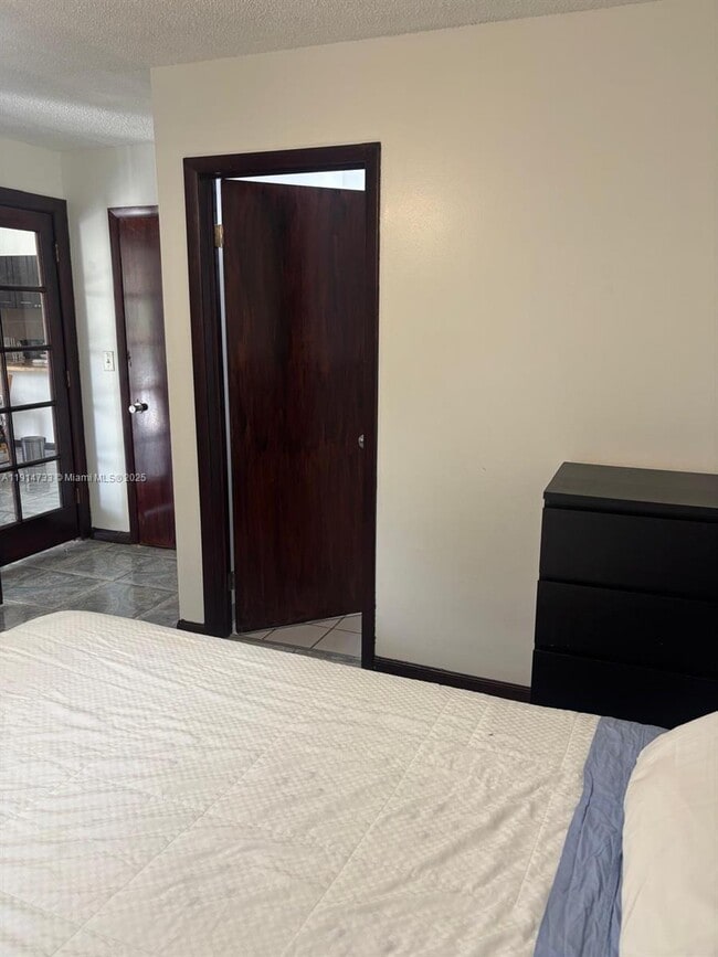 Building Photo - 2514 Taylor St