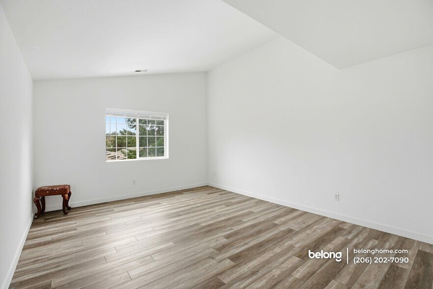 Building Photo - 2525 S 288th St