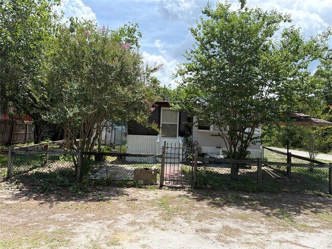 Building Photo - 8426 Kricket Ln