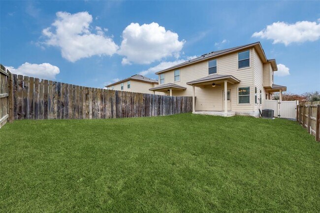 Building Photo - 1502 Lucille St