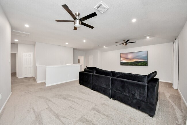 Building Photo - 2730 Empire Oaks Lane