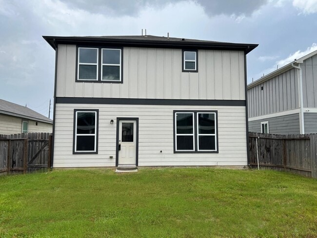 Building Photo - 17823 Pumpkin Vine Dr