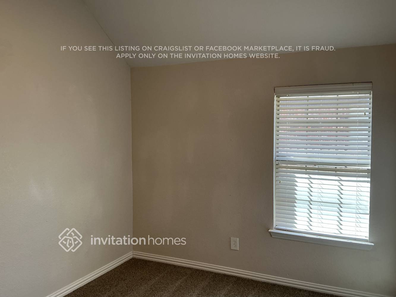 Building Photo - 222 Vernon Dr