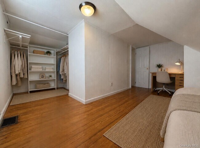 Building Photo - 24 8th Ave