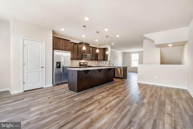 Building Photo - 5892 Bella Marie Wy