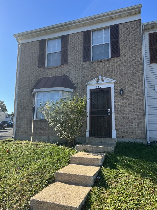 Building Photo - 5827 Suitland Rd